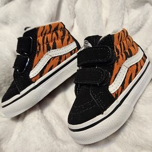 Vans Kids Black and Orange Sneakers